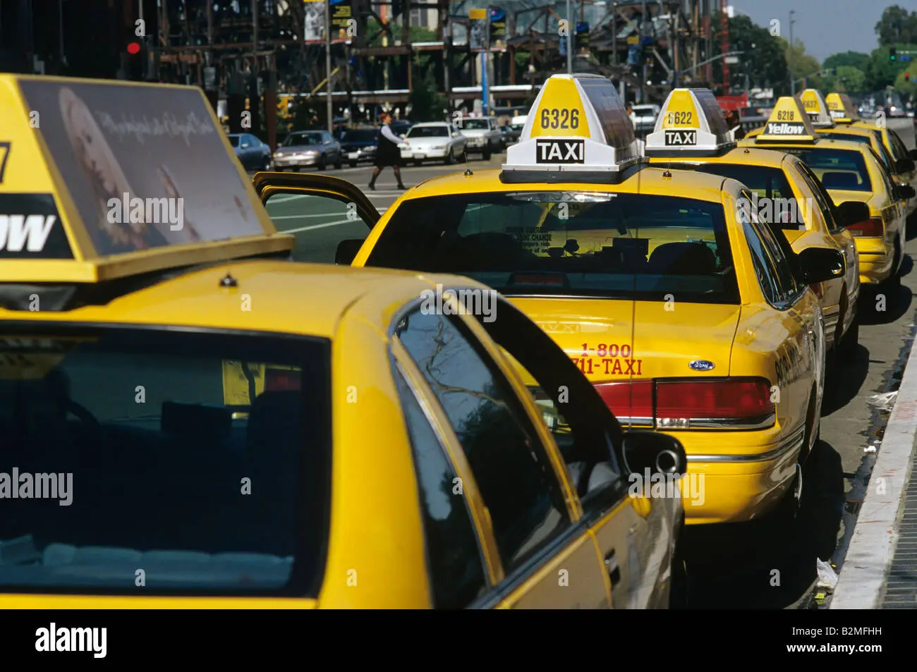 Kubet cùng Taxi Không Người Lái: Một Cách Mạng Di Chuyển Tại Los Angeles